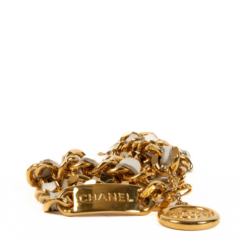 Chanel 94A Vintage White Leather Gold Chain Medaillon Belt