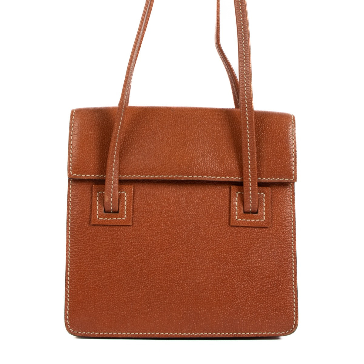 Shop safe online at Labellov in Antwerp, Brussels and Knokke this 100% authentic second hand Delvaux Cognac Shoulder bag