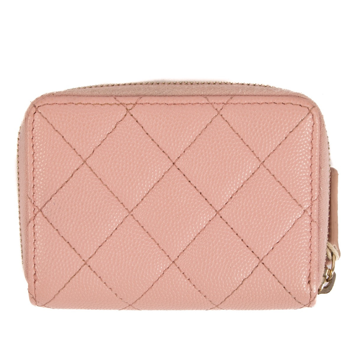 Shop safe online at Labellov in Antwerp, Brussels and Knokke this 100% authentic second hand Chanel Pink Caviar Card Holder Wallet
