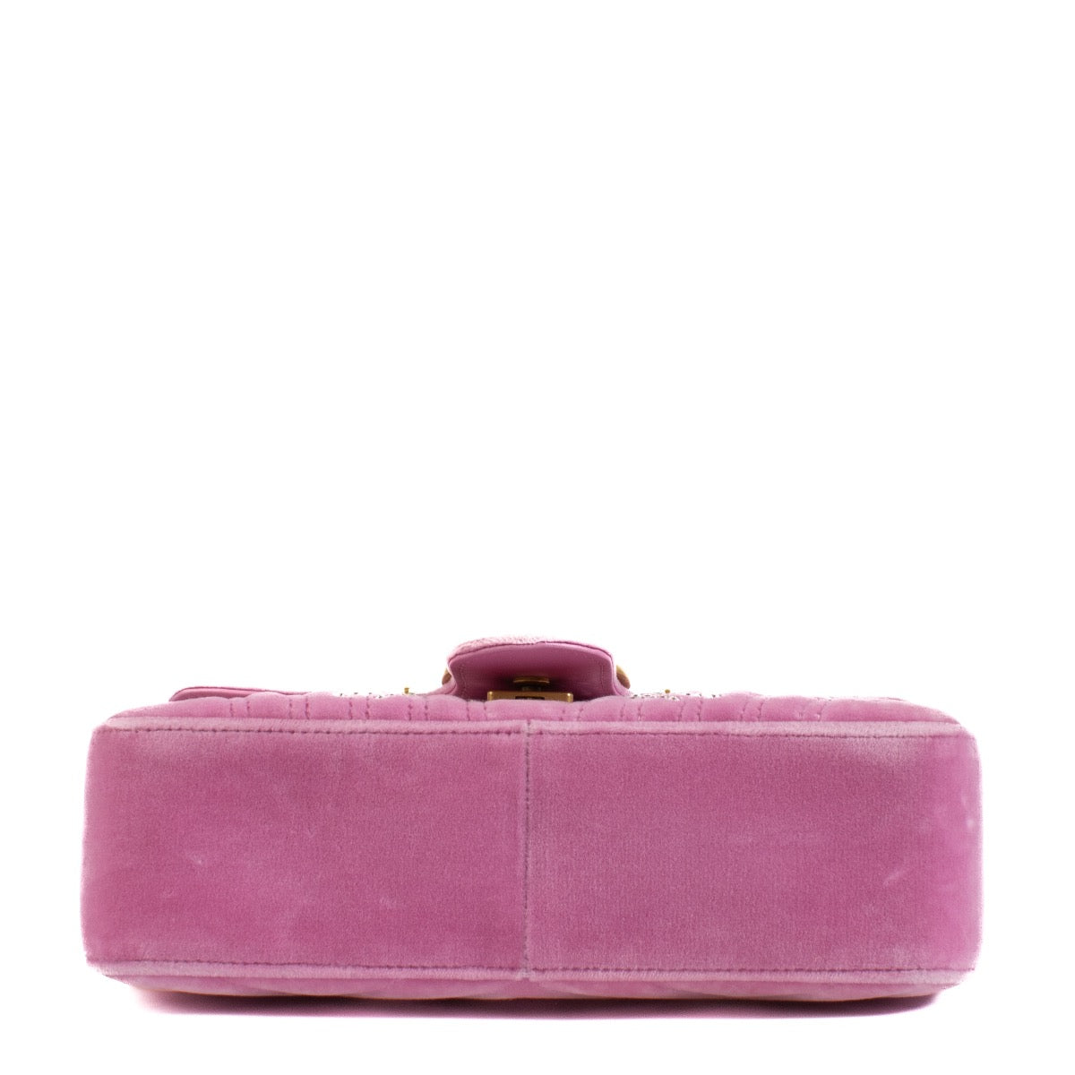 Shop safe online at Labellov in Antwerp, Brussels and Knokke this 100% authentic second hand Gucci Violet Roseate Velvet Crystals Small GG Marmont Bag