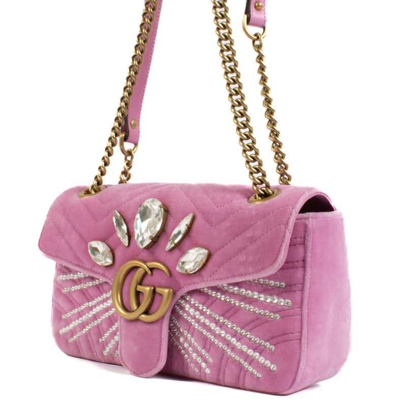 Shop safe online at Labellov in Antwerp, Brussels and Knokke this 100% authentic second hand Gucci Violet Roseate Velvet Crystals Small GG Marmont Bag