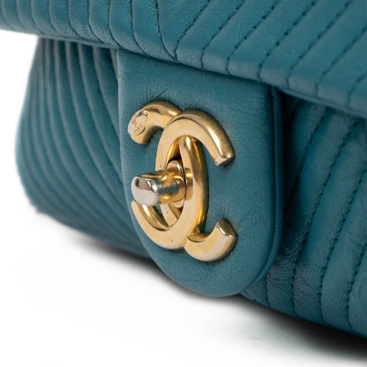 Chanel Blue Chevron Wrinkled Goatskin Medallion Charm Medium Flap Bag