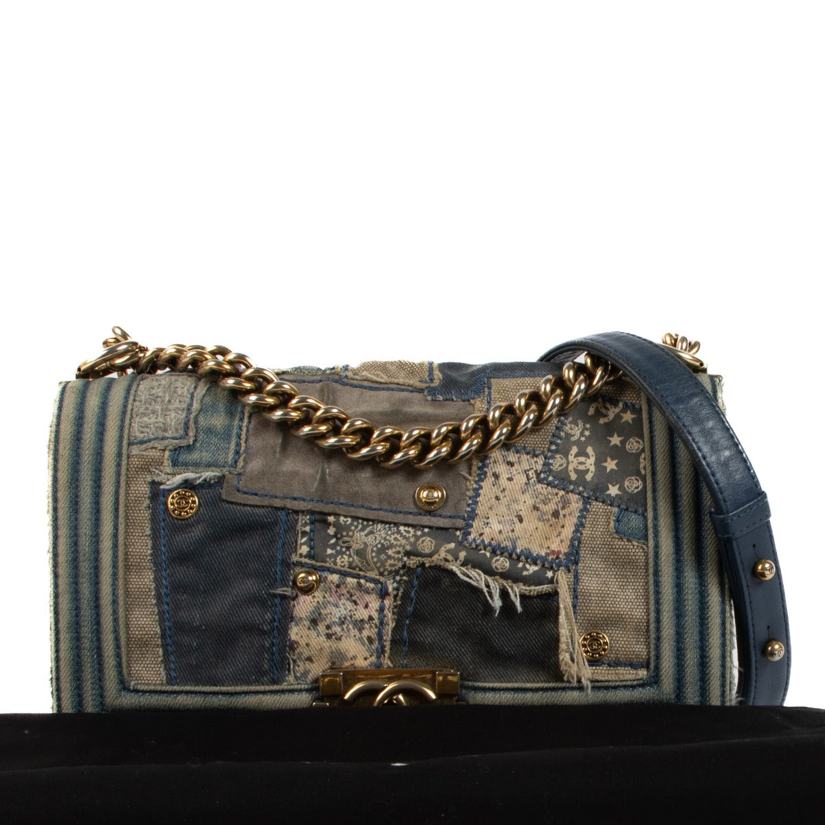 Shop safe online at Labellov in Antwerp, Brussels and Knokke this 100% authentic second hand Chanel Denim Patchwork Medium Boy Bag