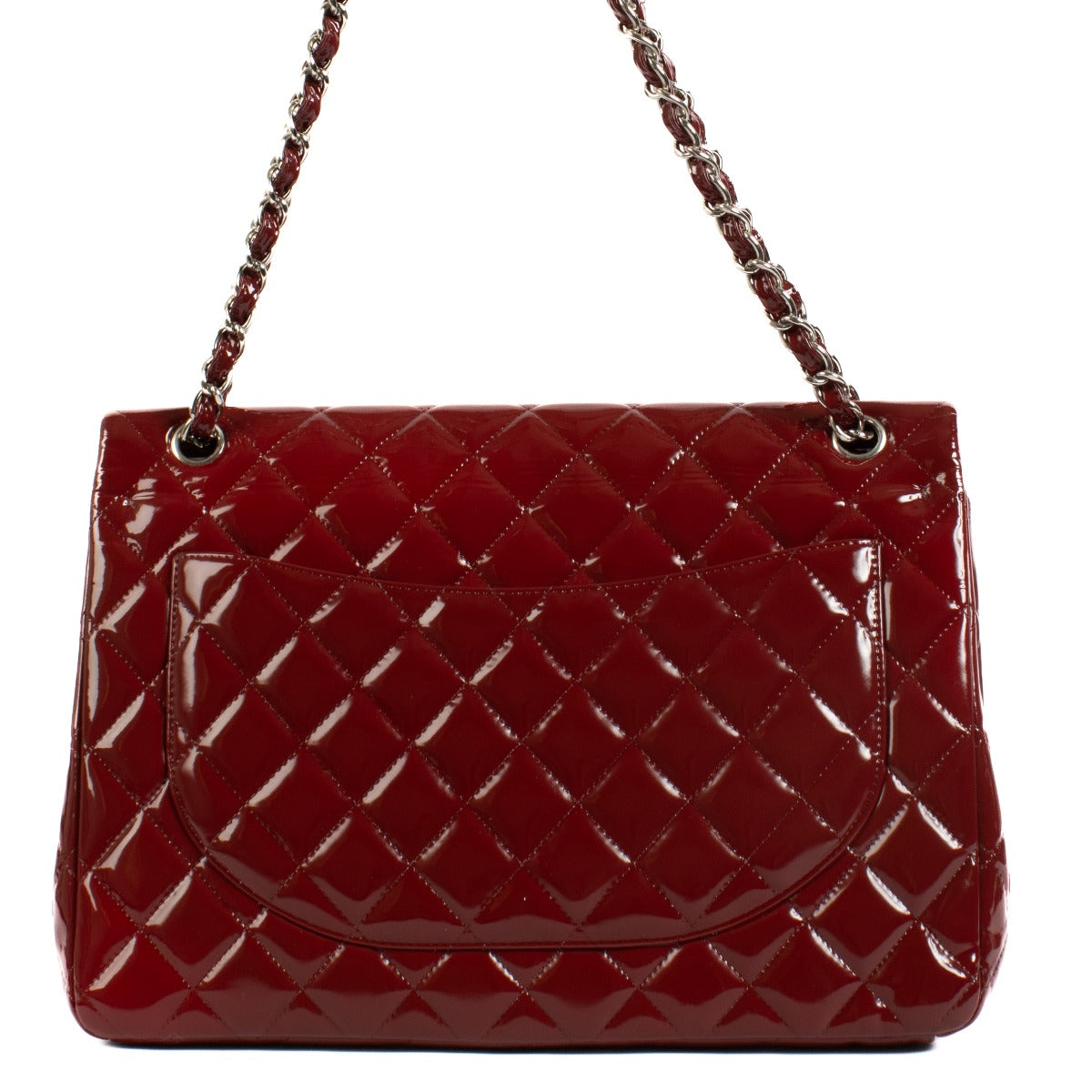 Shop safe online at Labellov in Antwerp, Brussels and Knokke this 100% authentic second hand Chanel Burgundy Patent Leather Maxi Classic Flap Bag