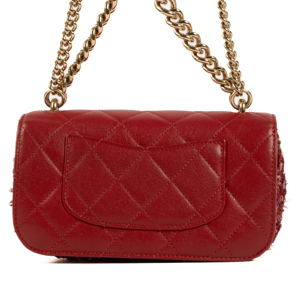 Shop safe online at Labellov in Antwerp, Brussels and Knokke this 100% authentic second hand Chanel Burgundy Extra Mini Tweed Flap Bag