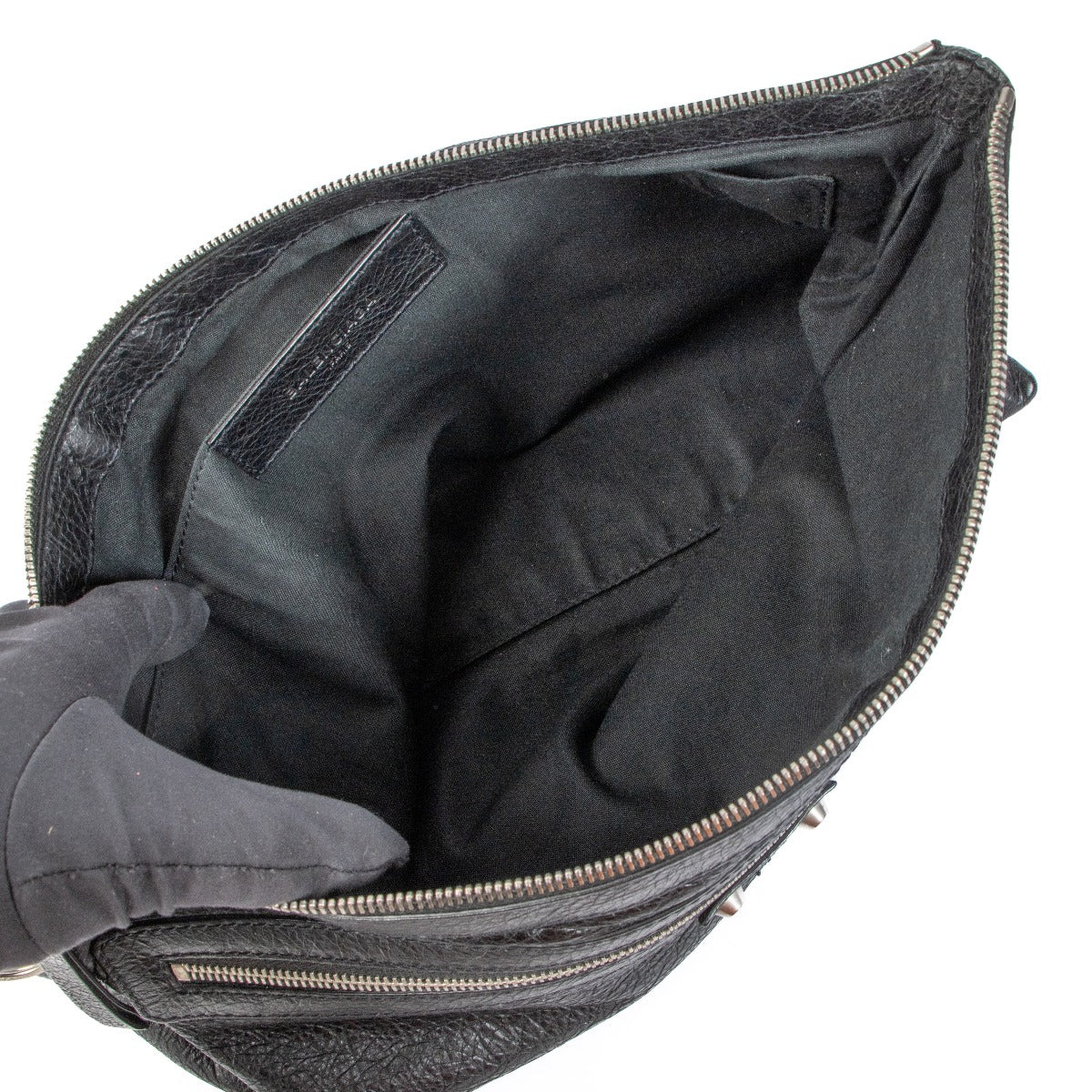 Pochette Balenciaga Clip L Arena en agneau noir