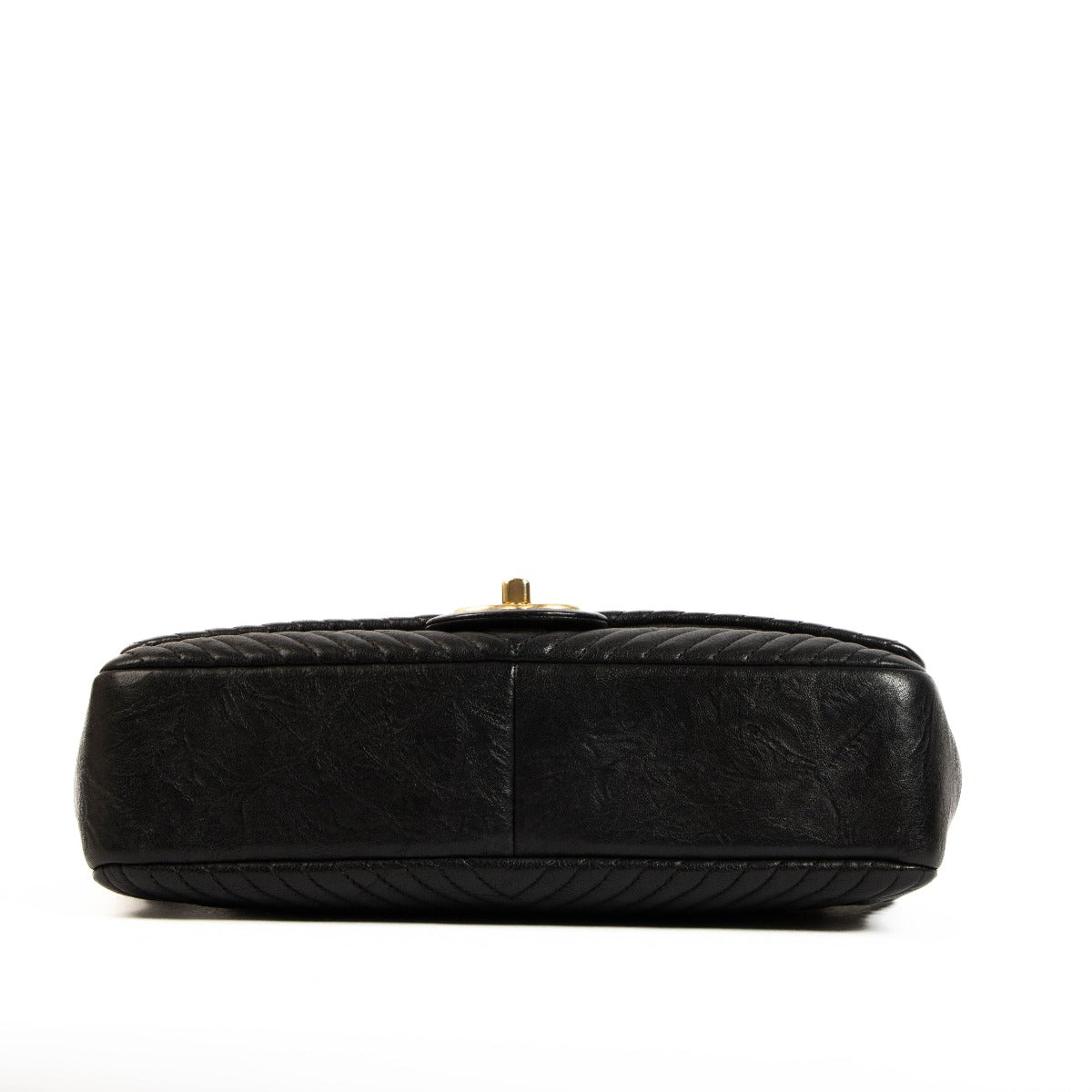 Chanel Zwarte Chevron Gerimpelde Geitenleer Medaillon Charm Kleptas