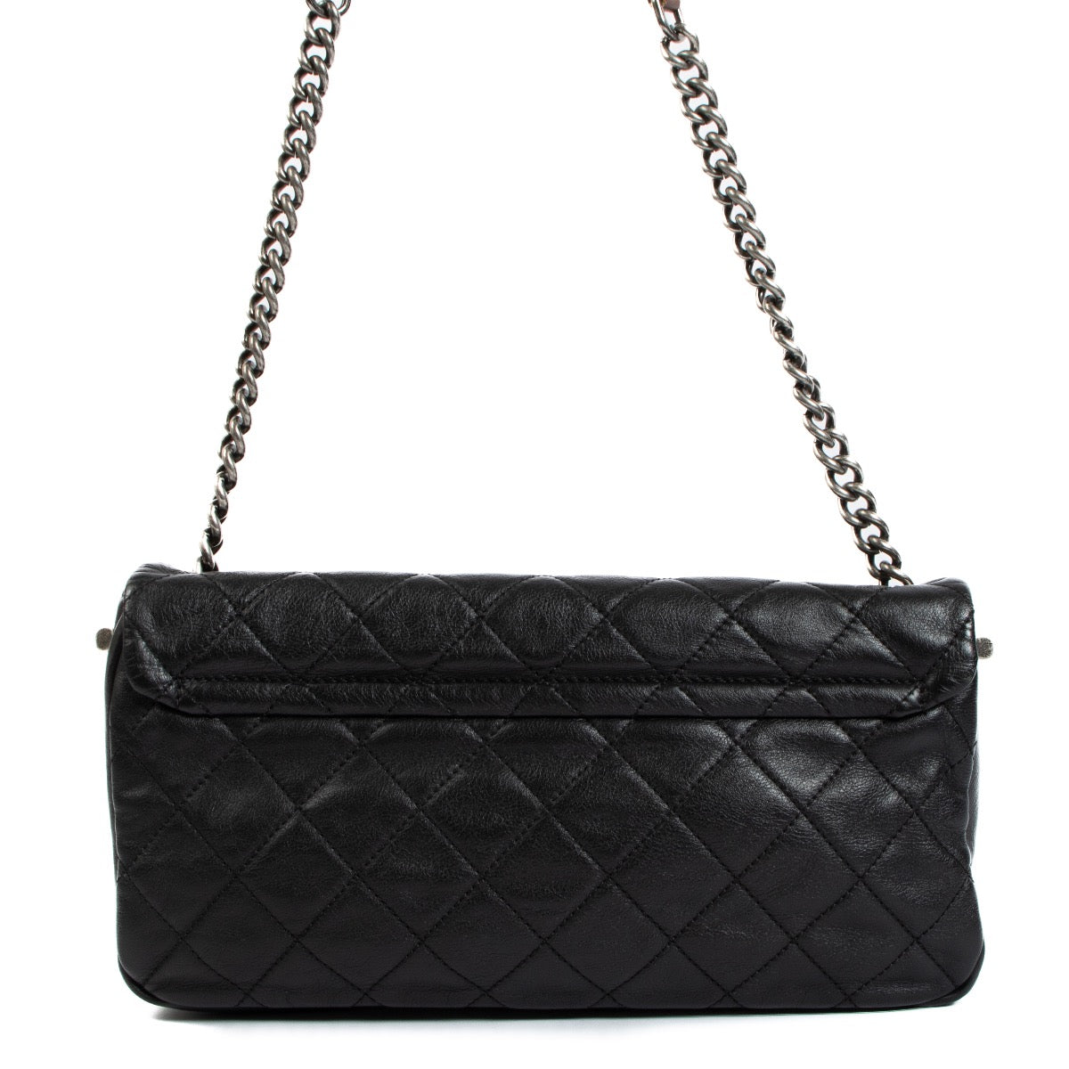 shop 100% authentic second hand Chanel Bicolour Calfskin Flap Bag on Labellov.com