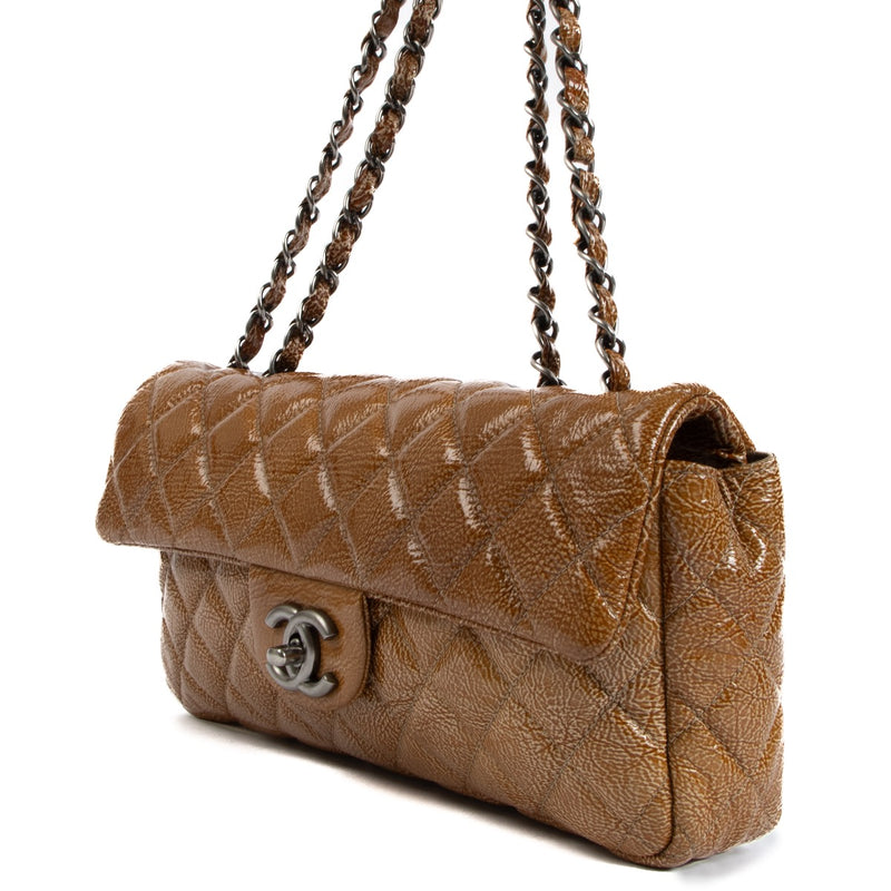 shop 100% authentic second hand Chanel Brown East West Flap Bag on Labellov.com