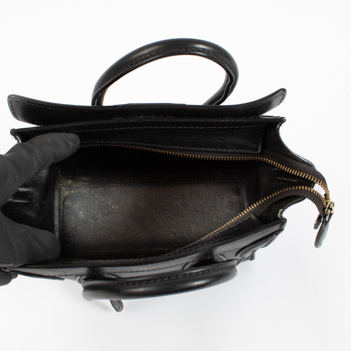 Shop safe online at Labellov in Antwerp, Brussels and KNokke this 100% authentic second hand Celine Black Luggage Nano Top handle
