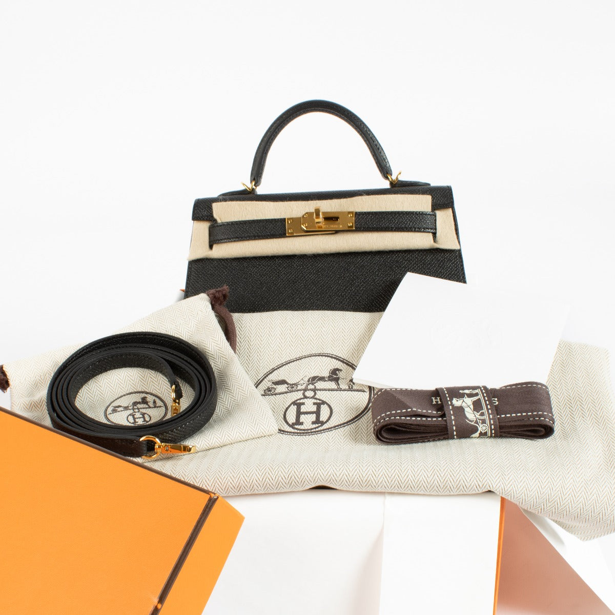 Hermès HSS Kelly Mini II Noir/Nata Epsom GHW