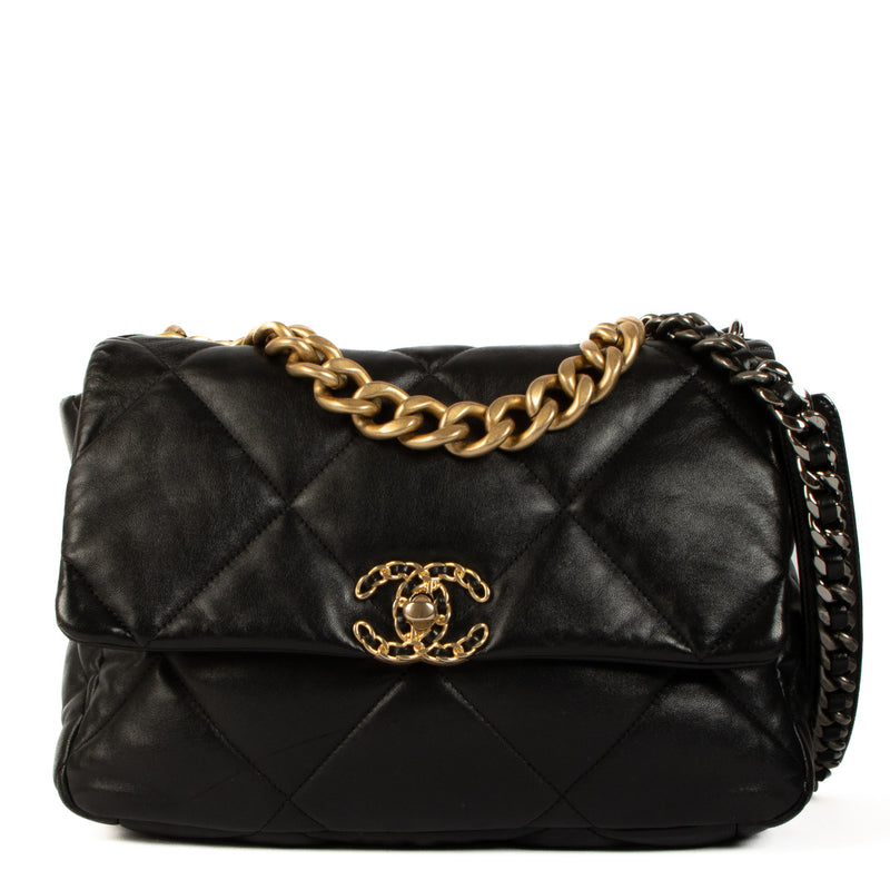 Shop second hand brand new Chanel 19 Handbags on www.labellov.com