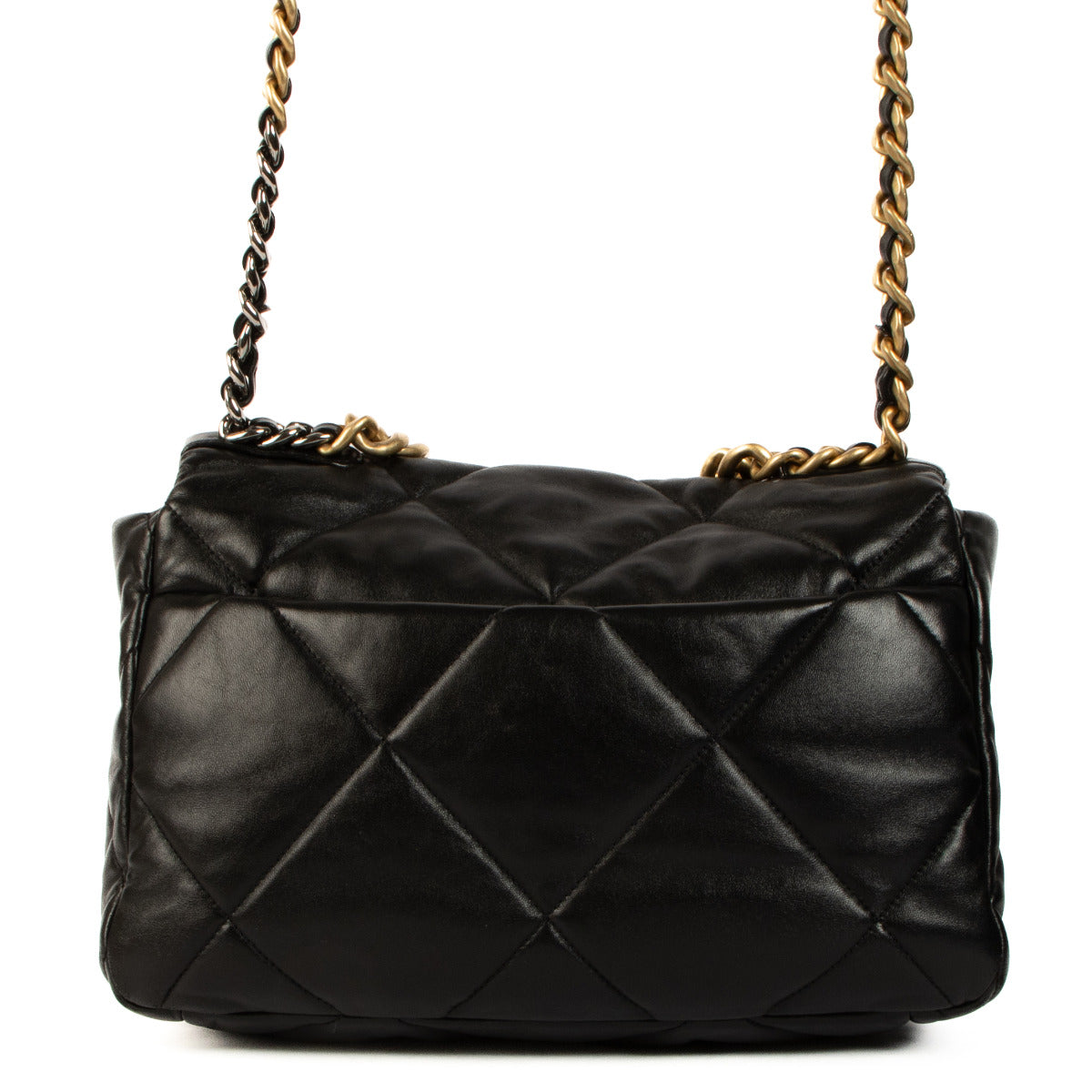 chanel 19, chanel 19 large, chanel 19 second hand, chanel 19 belgium, chanel 19 germany, chanel 19 france, chanel 19 antwerp, chanel 19 berlin, chanel 19 amsterdam, chanel 19 netherland, chanel 19 paris