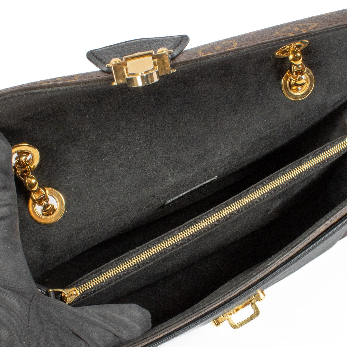 shop 100% authentic second hand Louis Vuitton Monogram Victoire Bag on Labellov.com
