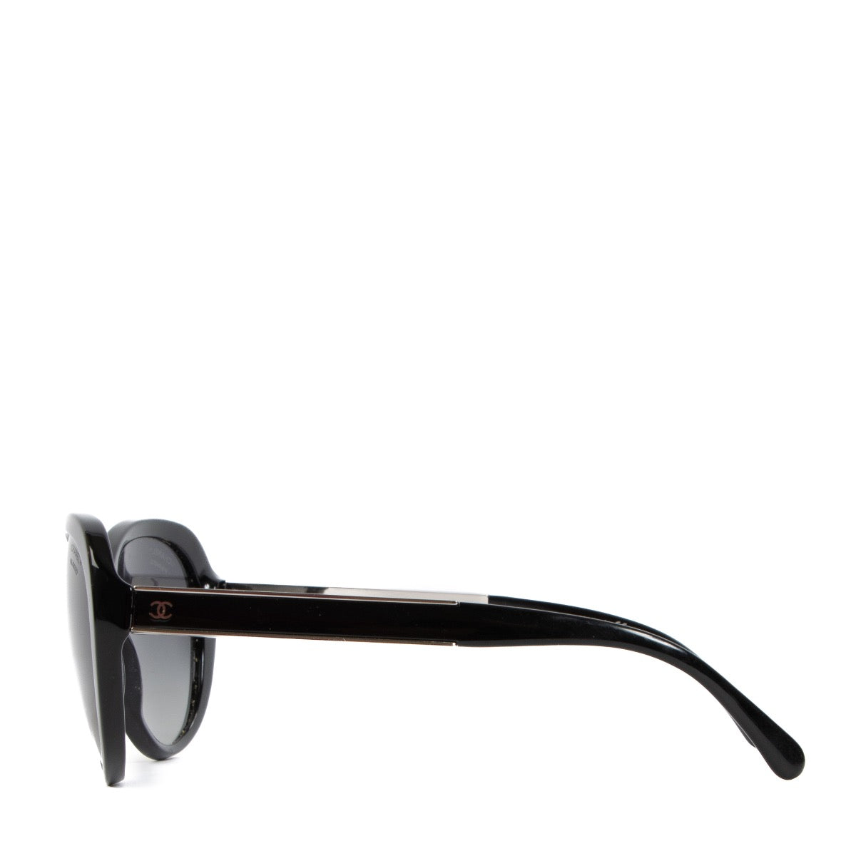 shop 100% authentic second hand Chanel Black 5269 Polarized Sunglasses on Labellov.com