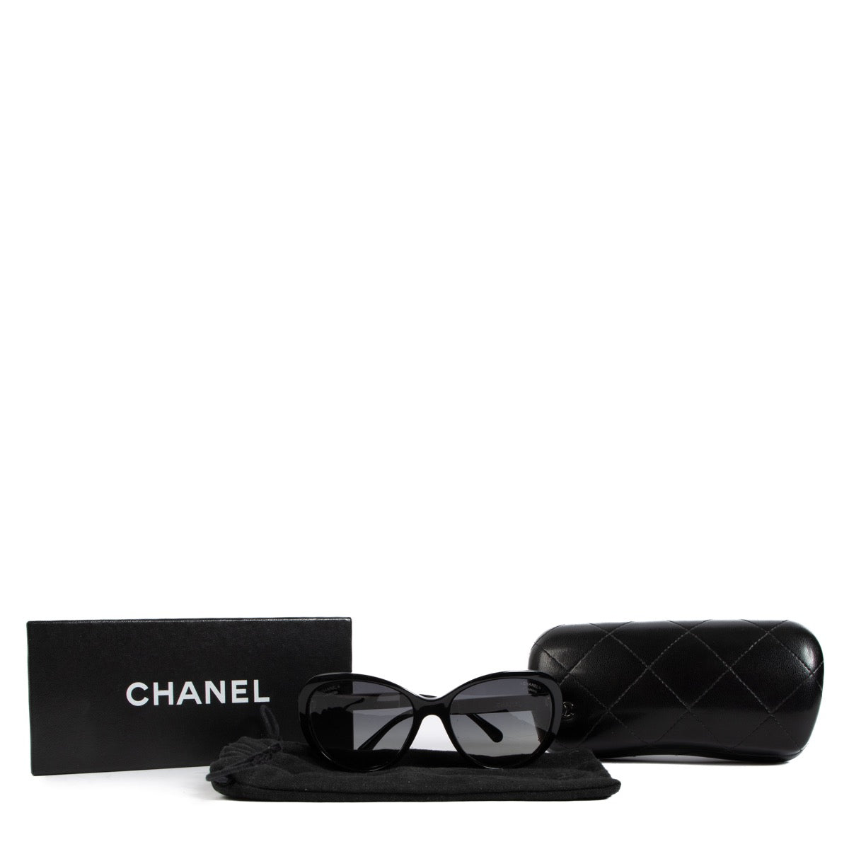 shop 100% authentic second hand Chanel Black 5269 Polarized Sunglasses on Labellov.com