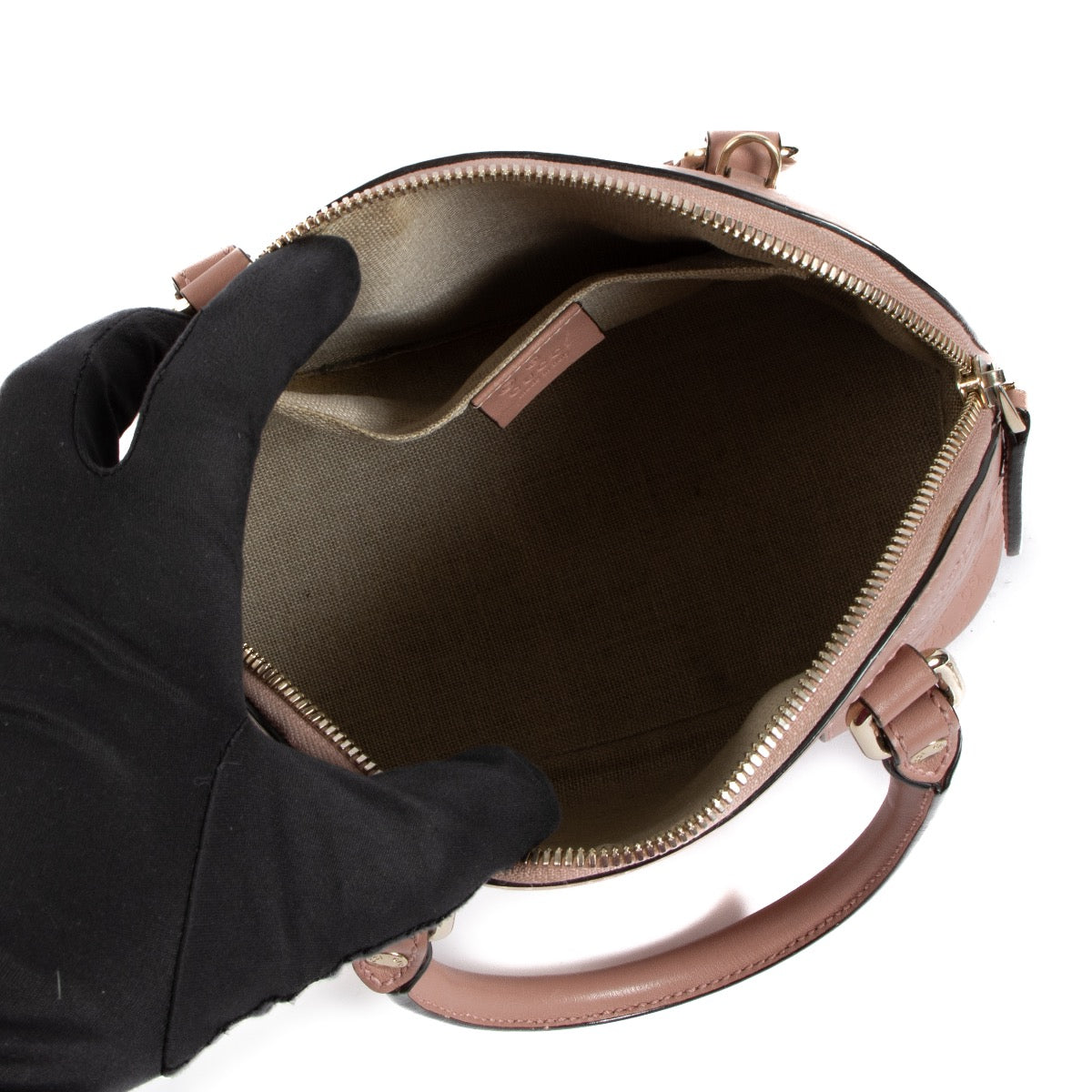 shop 100% authentic second hand Gucci Guccisima Small Top Handle Bag on Labellov.com
