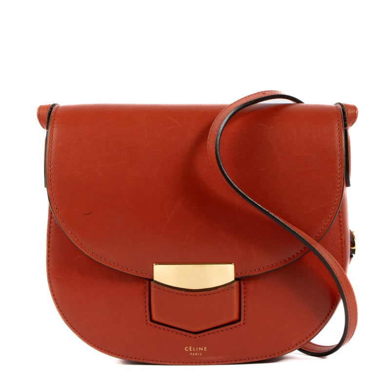 Shop authentic second hand Celine Red Calfskin Trotteur Small Crossbody on Labellov.com