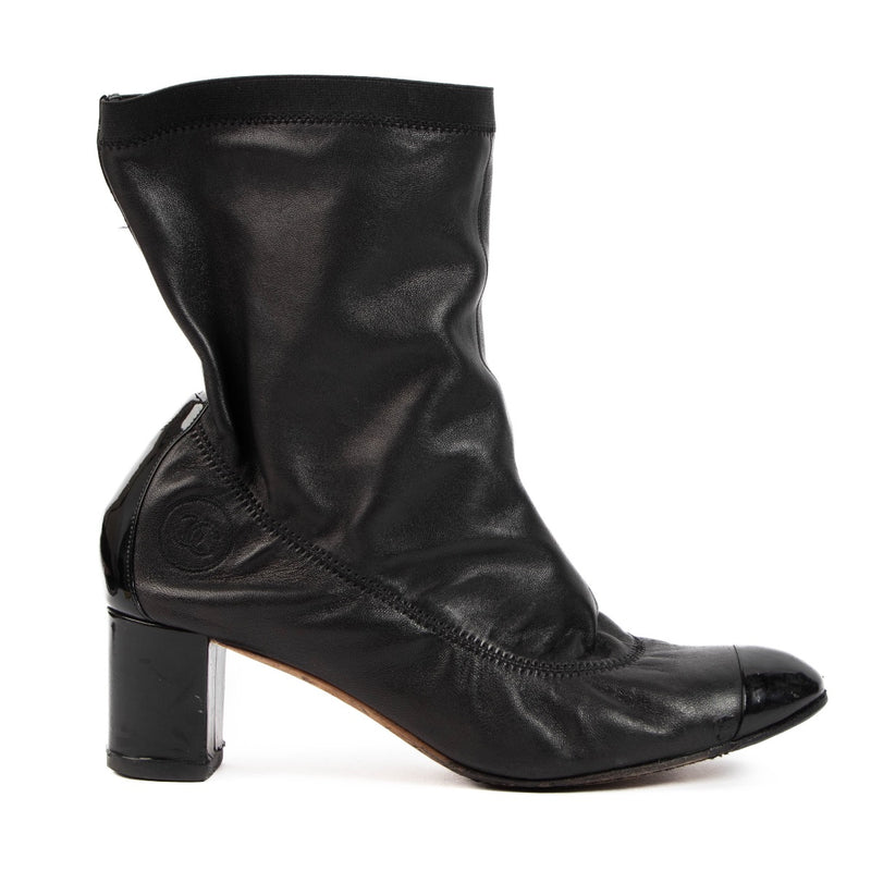 Shop 100% authentic second-hand Chanel Black Leather Boots - Size 39 on Labellov.com