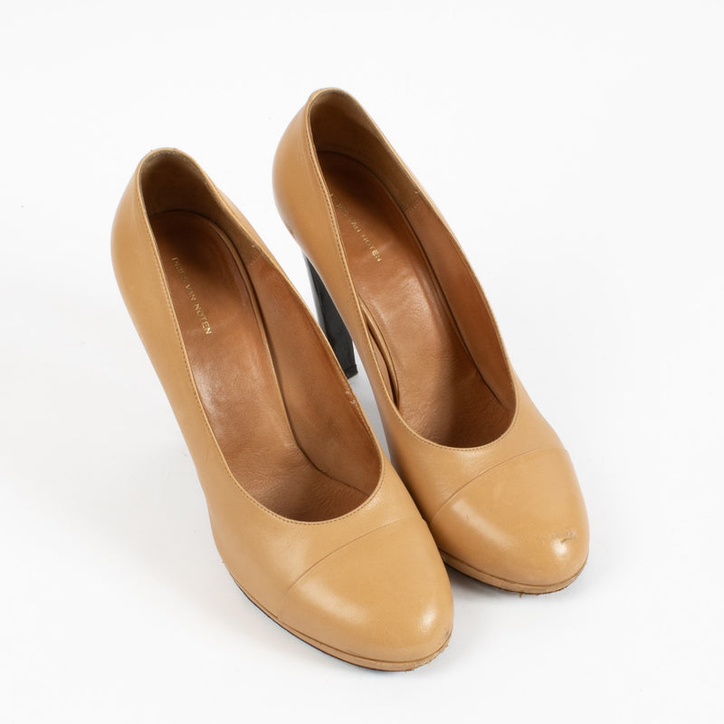 Dries Van Noten Beige Pumps