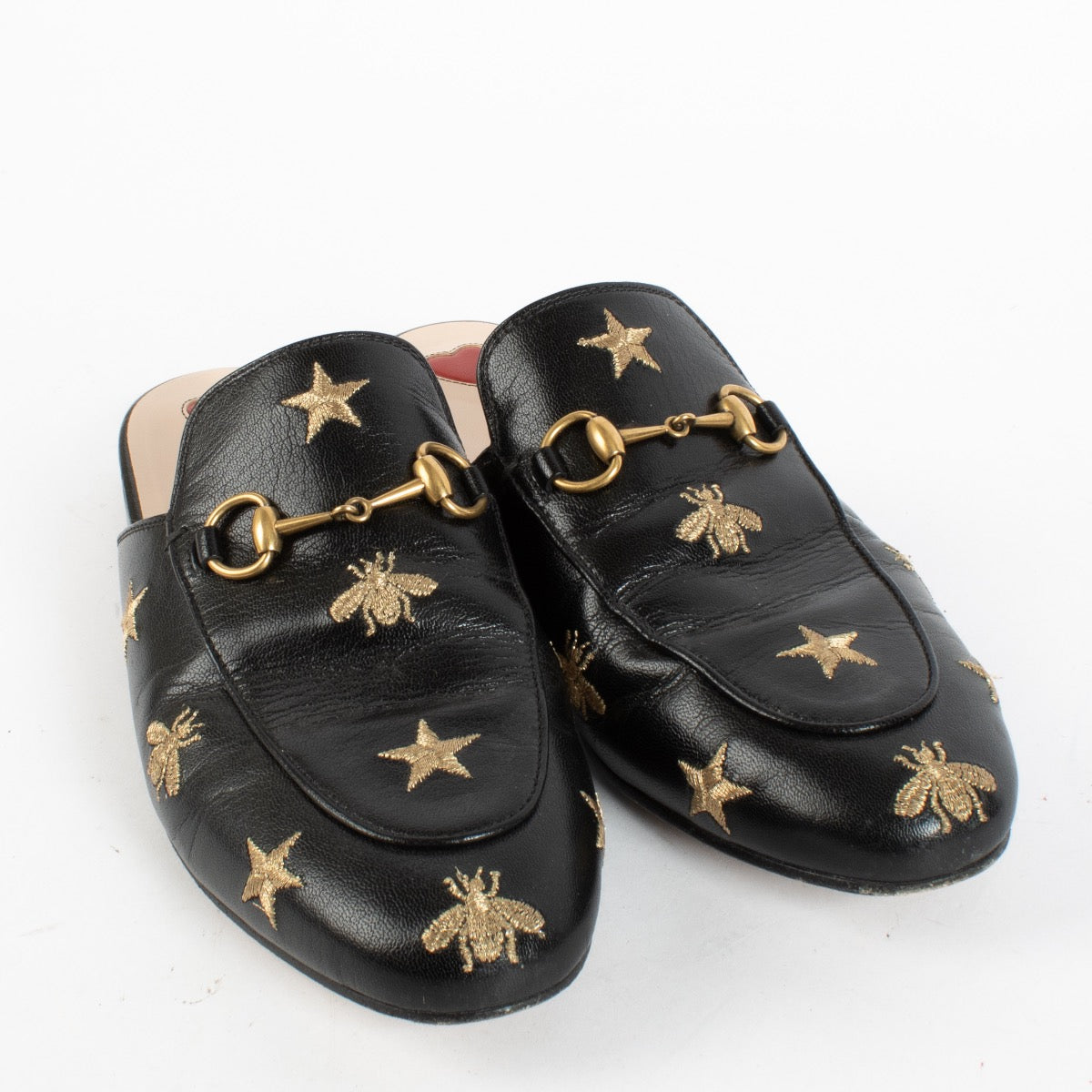 Authentic Second Hand Gucci Black Bee Star Embroidered Princetown Slippers Size 38.5 on Labellov.com