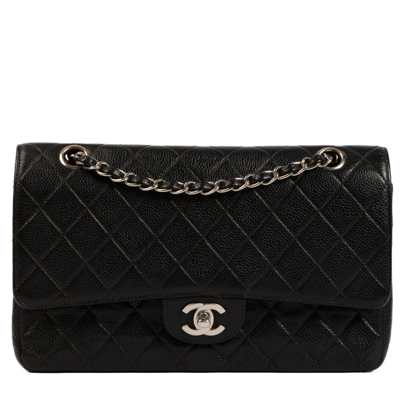 Chanel Black Caviar Leather Medium Classic Bag for the best price at Labellov secondhand luxury in Antwerp. We buy and sell your preloved and brand new designer bags online.