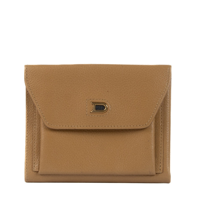Shop 100% authentic second-hand Delvaux Beige Leather Flap Wallet on Labellov.com