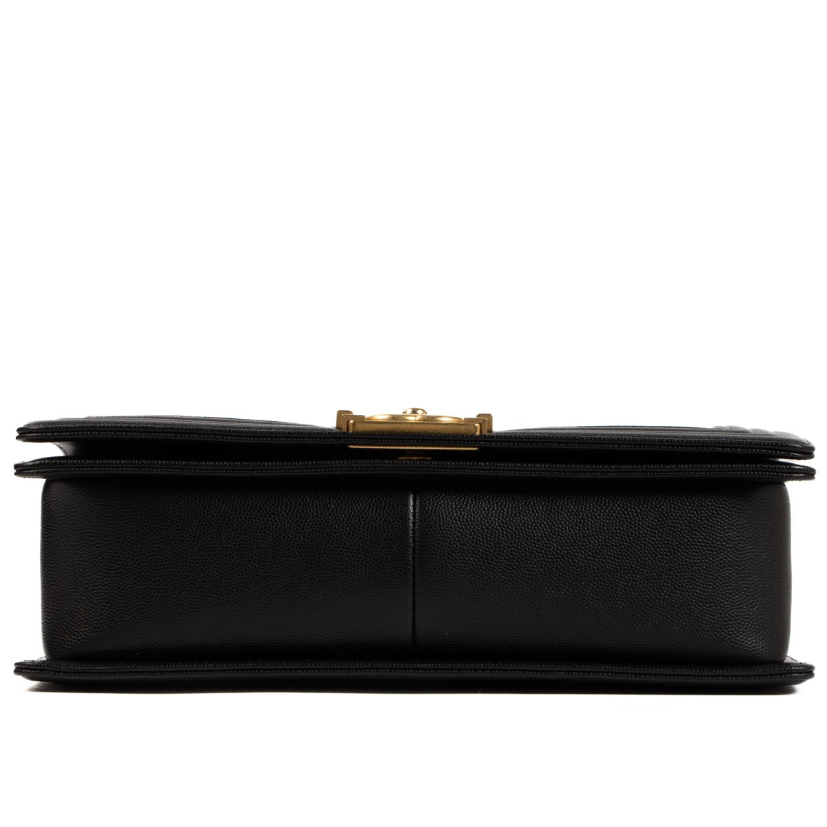 Shop safe online at Labellov in Antwerp, Brussels and Knokke this 100% authentic second hand Chanel Black Caviar Leather Large Boy Bag