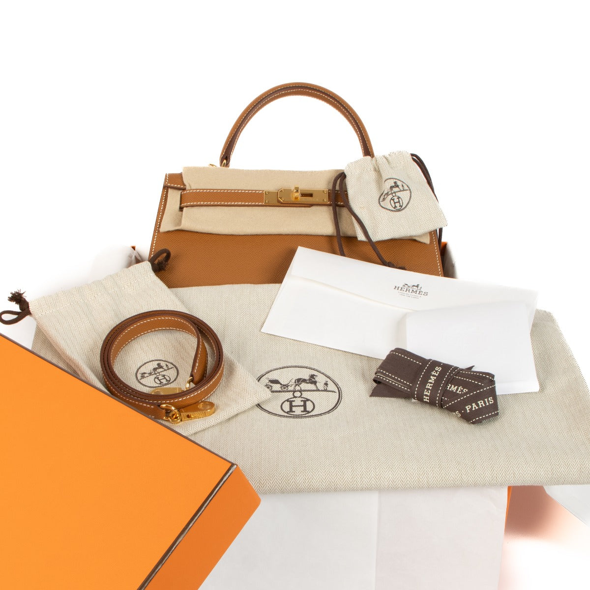 Hermès 2023 Kelly Sellier 28 Veau Epsom 37 Gold