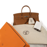 Hermès Birkin 40 Togo Gold PHW for the best price at Labellov secondhand luxury in Antwerp.