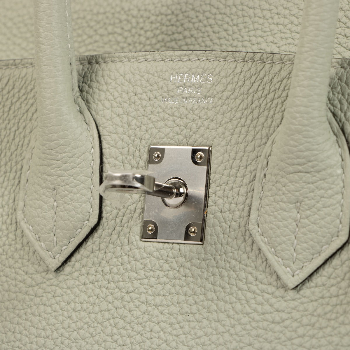 Hermes Birkin 25 Gris Neve Logo Detail