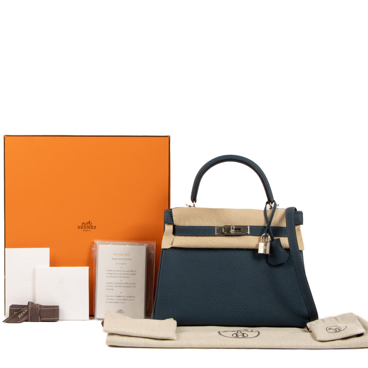 Buy 100% authentic Hermès Kelly 28 Togo Bleu De Prusse PHW for the best price and with instant shipping worldwide at Labellov online and in stores.