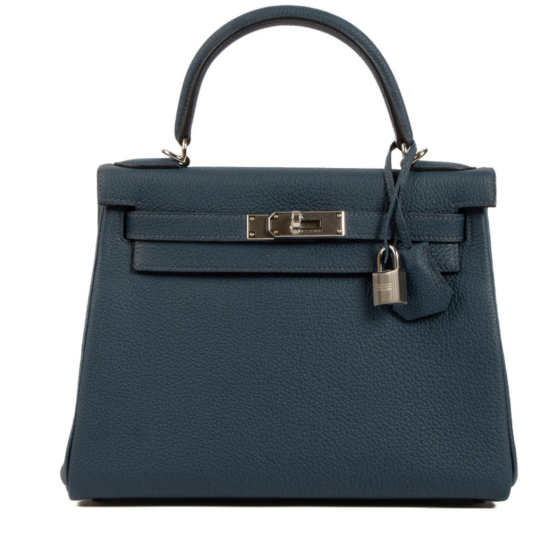 Hermès Kelly 28 Togo Bleu De Prusse PHW for the best price at Labellov secondhand luxury in Antwerp.