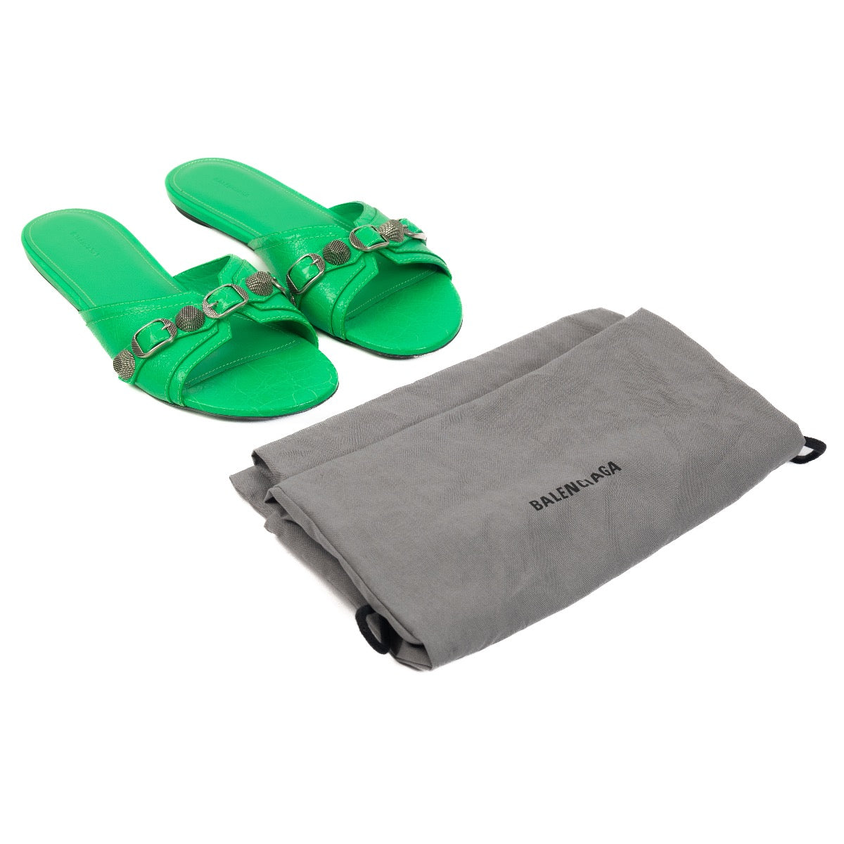 Shop safe online at Labellov in Antwerp, Brussels and Knokke these 100% authentic second hand Balenciaga Green Cagole Sandals - size 38