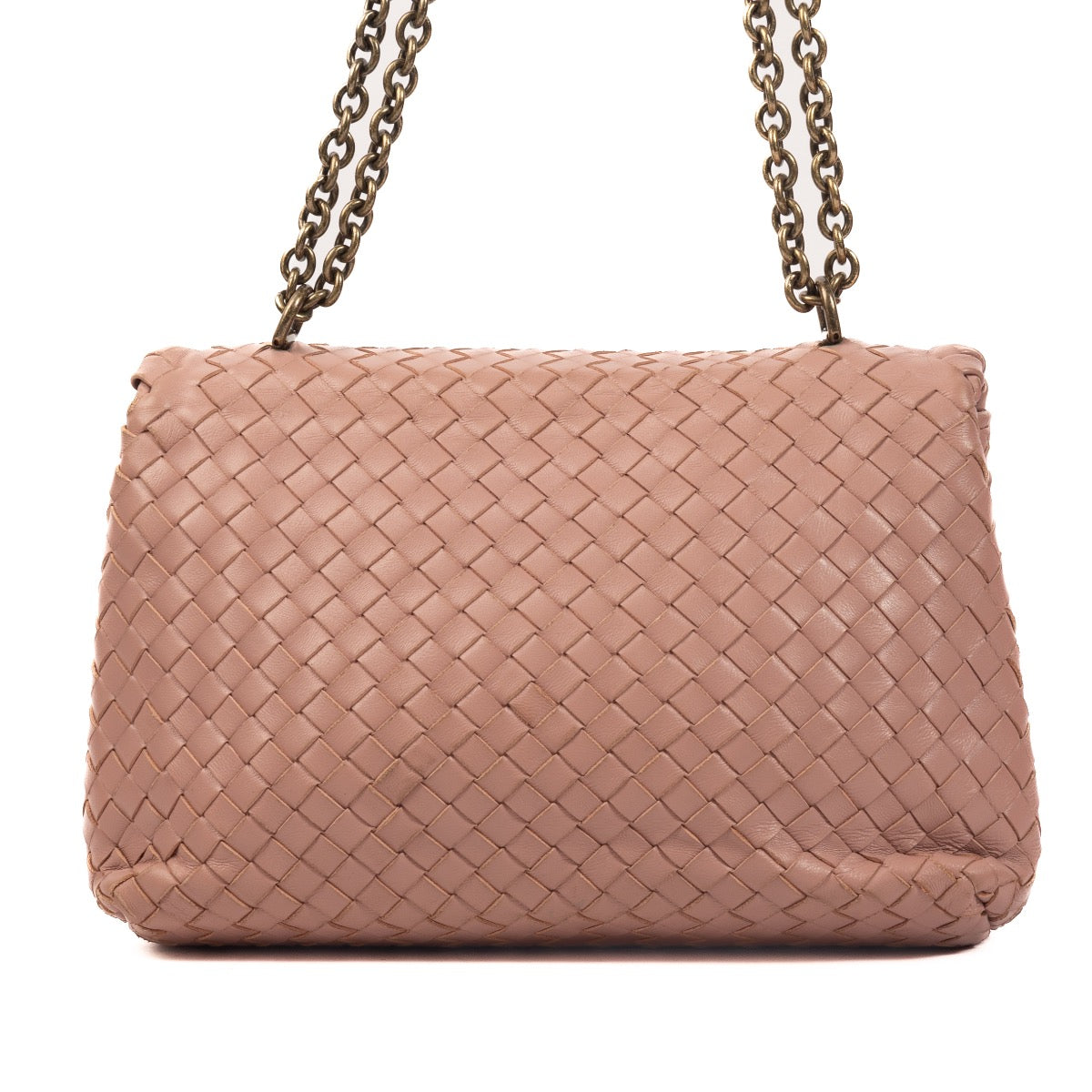 Shop safe online at Labellov in Antwerp, Brussels and Knokke this 100% authentic second hand Bottega Veneta Pink Intrecciato Crossbody