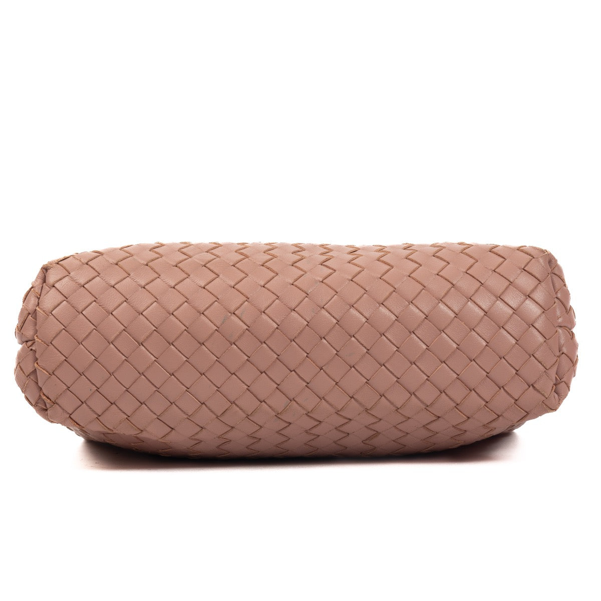 Shop safe online at Labellov in Antwerp, Brussels and Knokke this 100% authentic second hand Bottega Veneta Pink Intrecciato Crossbody