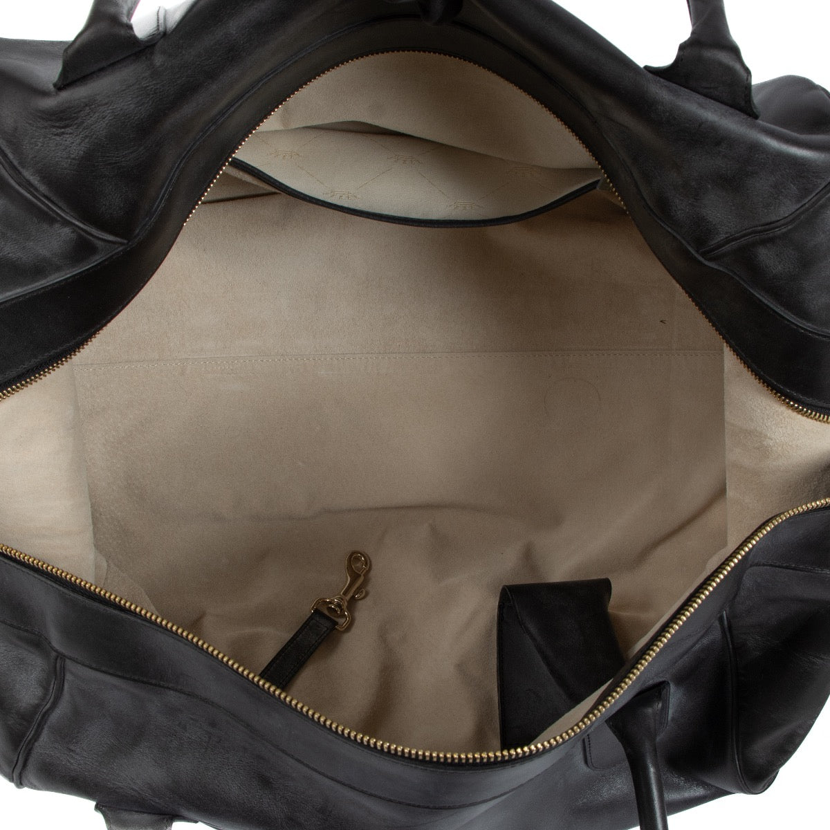 Shop 100% authentic second-hand Delvaux Black Bridon Roma Travel Bag on Labellov.com