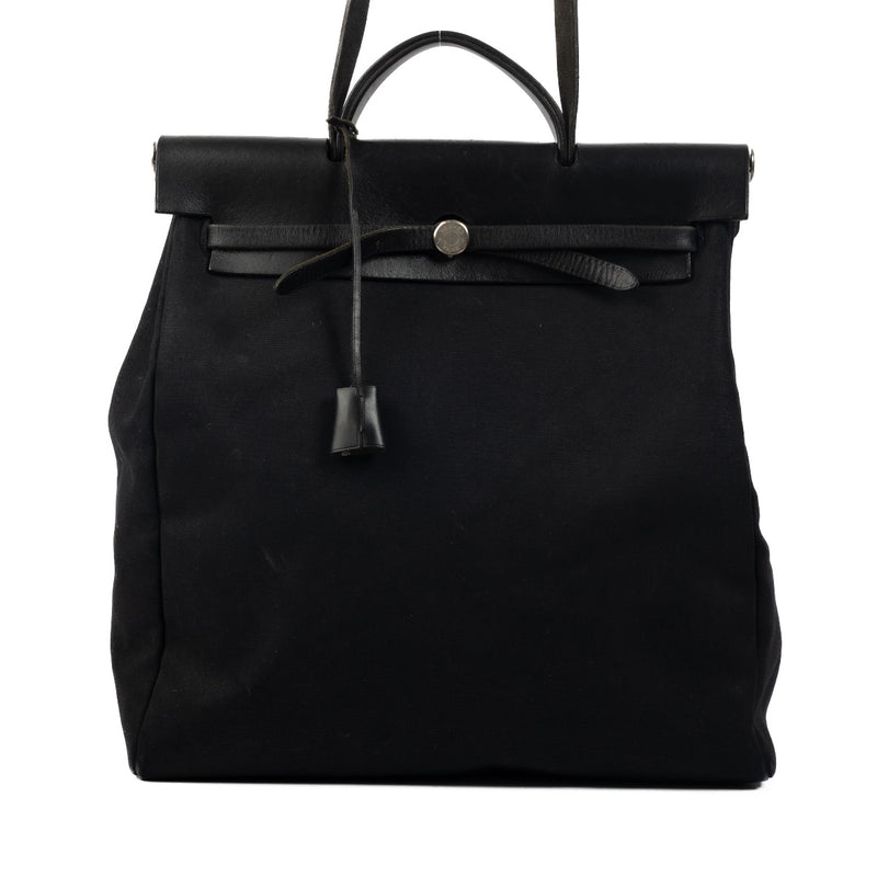 Shop 100% authentic second-hand Hermès Black Shoulder Bag Herbag on Labellov.com