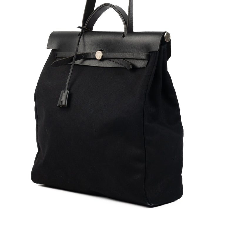 Shop 100% authentic second-hand Hermès Black Shoulder Bag Herbag on Labellov.com
