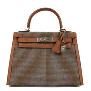 Hermès 2023 Kelly Sellier 28 Toile Quadrille/Veau Swift