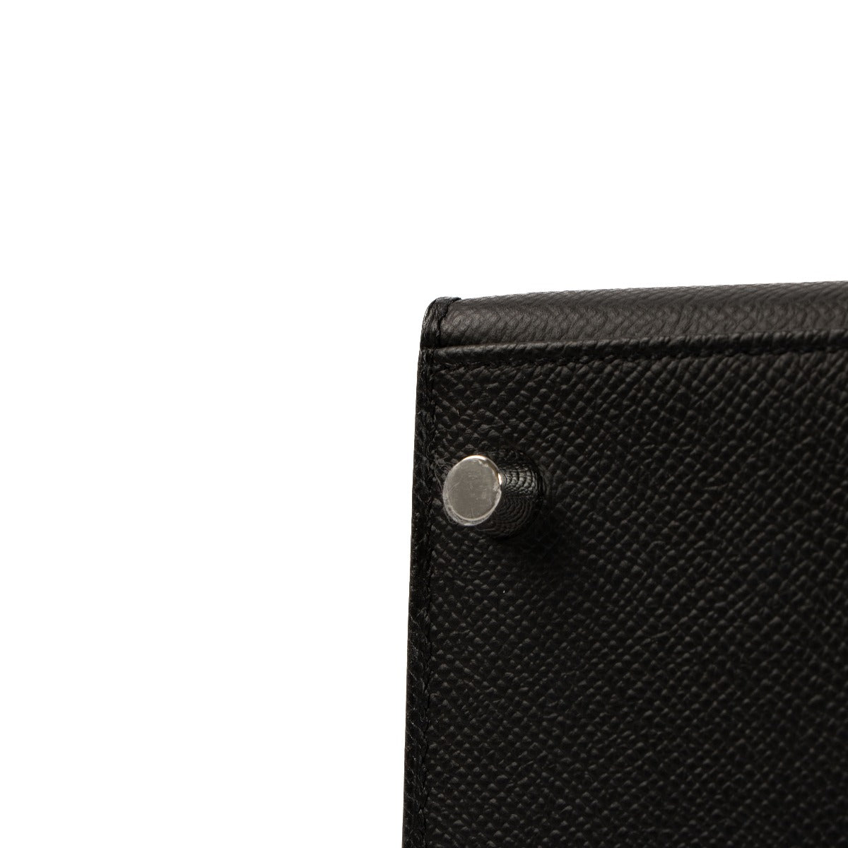 achetez seconde main Hermes kelly 28 epsom noir chez LABELLOV