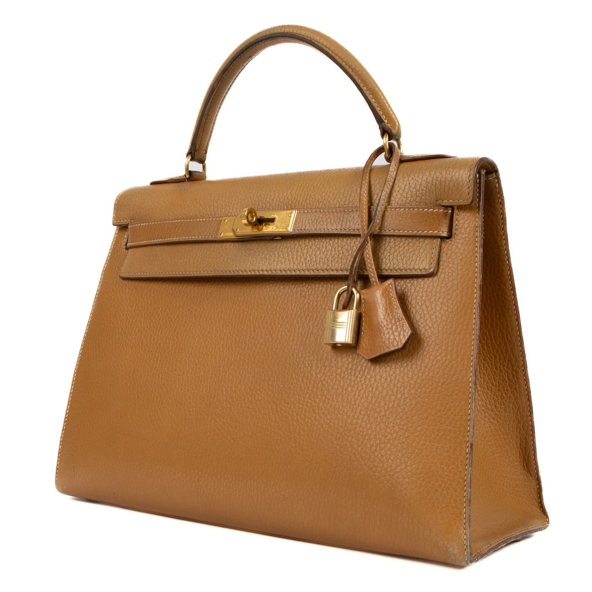 Seconde main vintage Hermès Kelly Sellier 32 Naturel Sable Veau Ardennes dans www.labellov.com