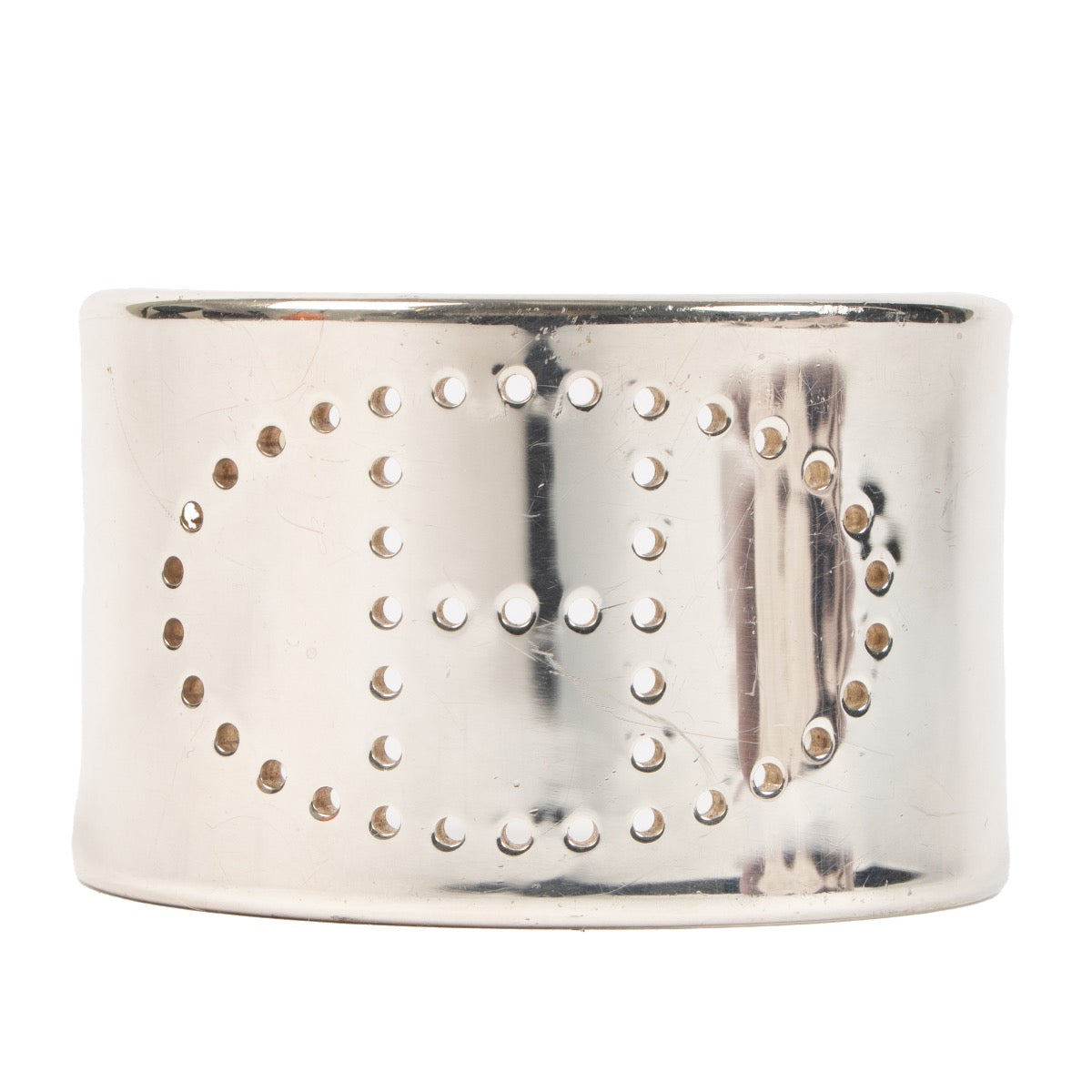 Shop safe online at Labellov in Antwerp, Brussels and Knokke this 100% authentic second hand Hermès Silver Eclipse Cuff Bracelet