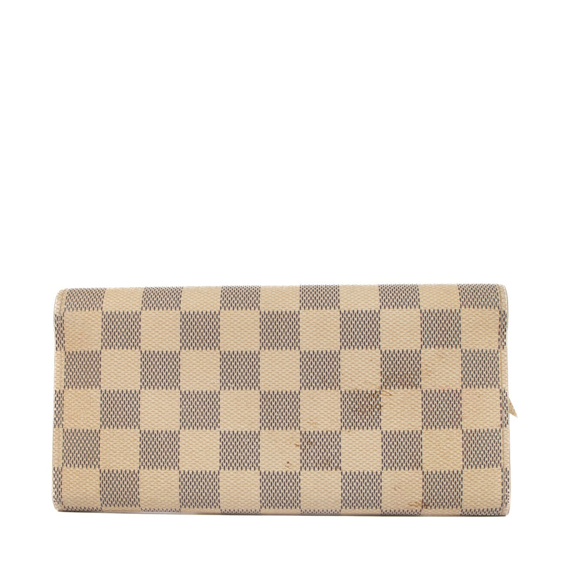 Shop 100% authentic second-hand Louis Vuitton White Damier Azur Wallet on Labellov.com