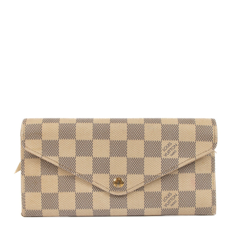 Shop 100% authentic second-hand Louis Vuitton White Damier Azur Wallet on Labellov.com