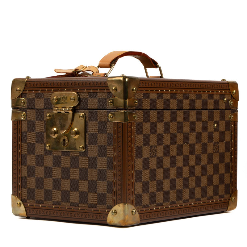 Shop 100% authentic second-hand Louis Vuitton Damier Boîte A Flacon Travel Bag on Labellov.com