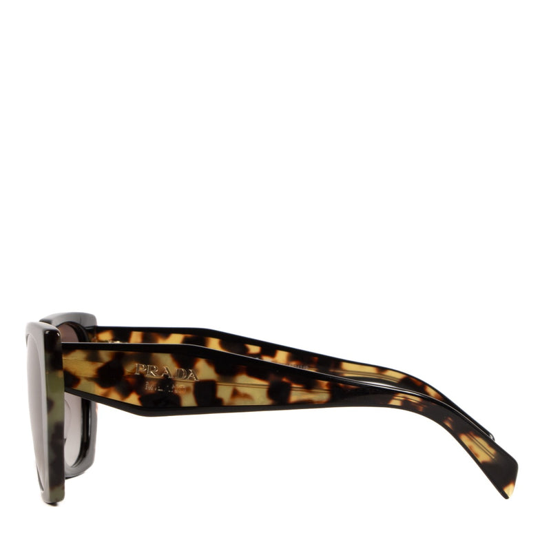 Shop 100% authentic second-hand Prada sunglasses on Labellov.com