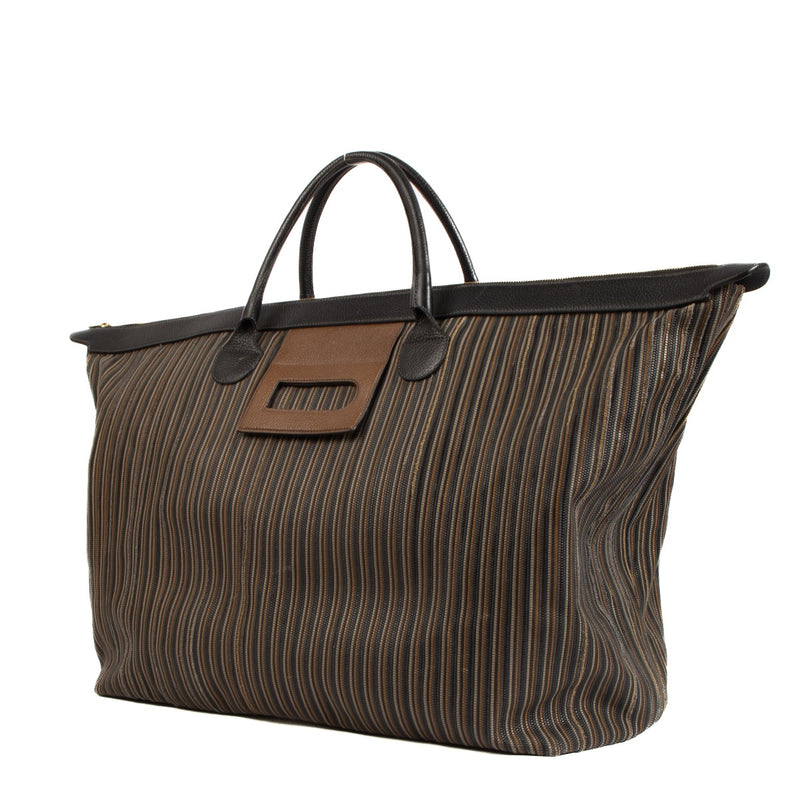 Shop safe online at Labellov in Antwerp, Brussels and Knokke this 100% authentic second hand Delvaux 1992s Multicolor Toile De Cuir Travel Bag