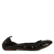 Shop safe online at Labellov in Antwerp, Brussels and Knokke these 100% authentic second hand Chanel Black Patent Leather Ballerina Flats - size 37,5