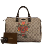 Shop safe online at Labellov in Antwerp, Brussels and Knokke this 100% authentic second hand Gucci Tattoo Heart Medium Joy Boston Bag